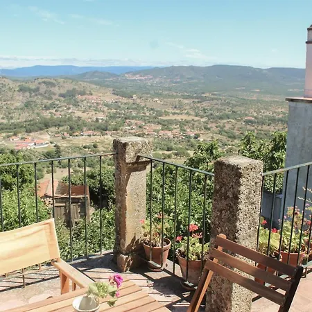 Nave De Pedra Ferienhaus Monsanto